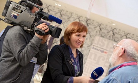 306174_424078861012982_315240362_n