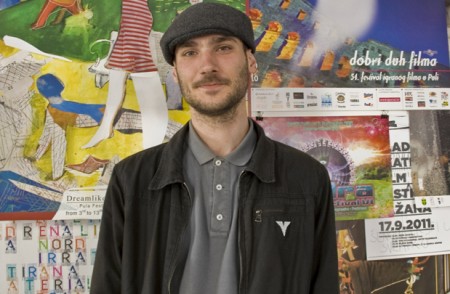 Oleg-na-izlozbi-by-Mia-Vučemilovic_1